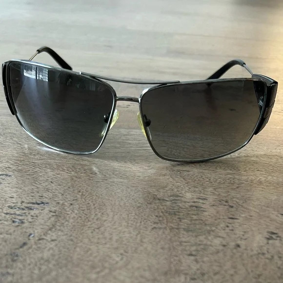 Prada Men’s Sunglasses - Picture 7 of 9